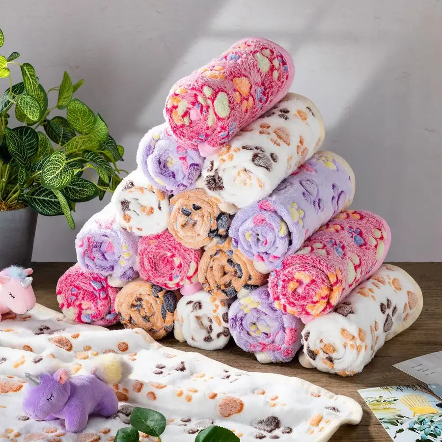 40 Pcs Blankets Soft Fluffy Fleece Washable Pet Dog Sleep mat Paw Print Pattern Fleece Blankets for Pets Throw Warm Bed Mat for